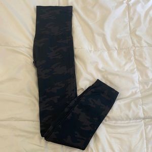 7/8 length camp spanx leggings